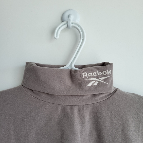 REEBOK Nude Embroidered Logo Cropped Long Sleeve Turtleneck - Picture 2 of 8